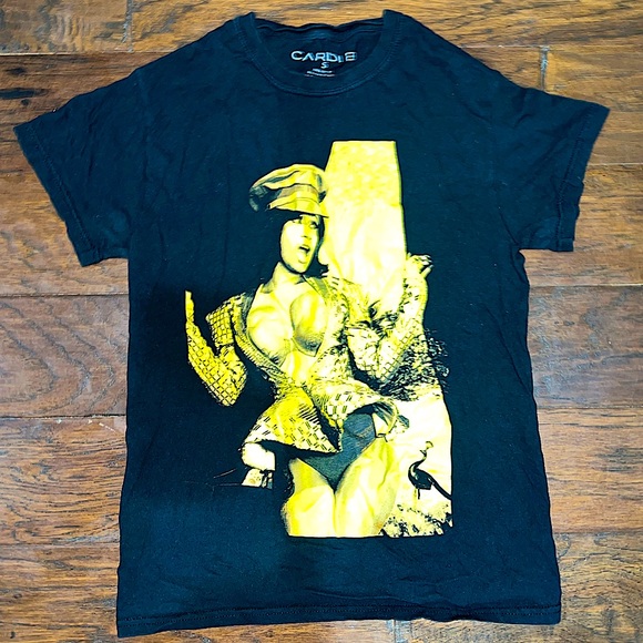 CARDI B T-shirt - Picture 1 of 3